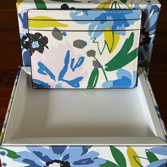 Kate Spade Floral Card Holder - Picture 3 of 3
